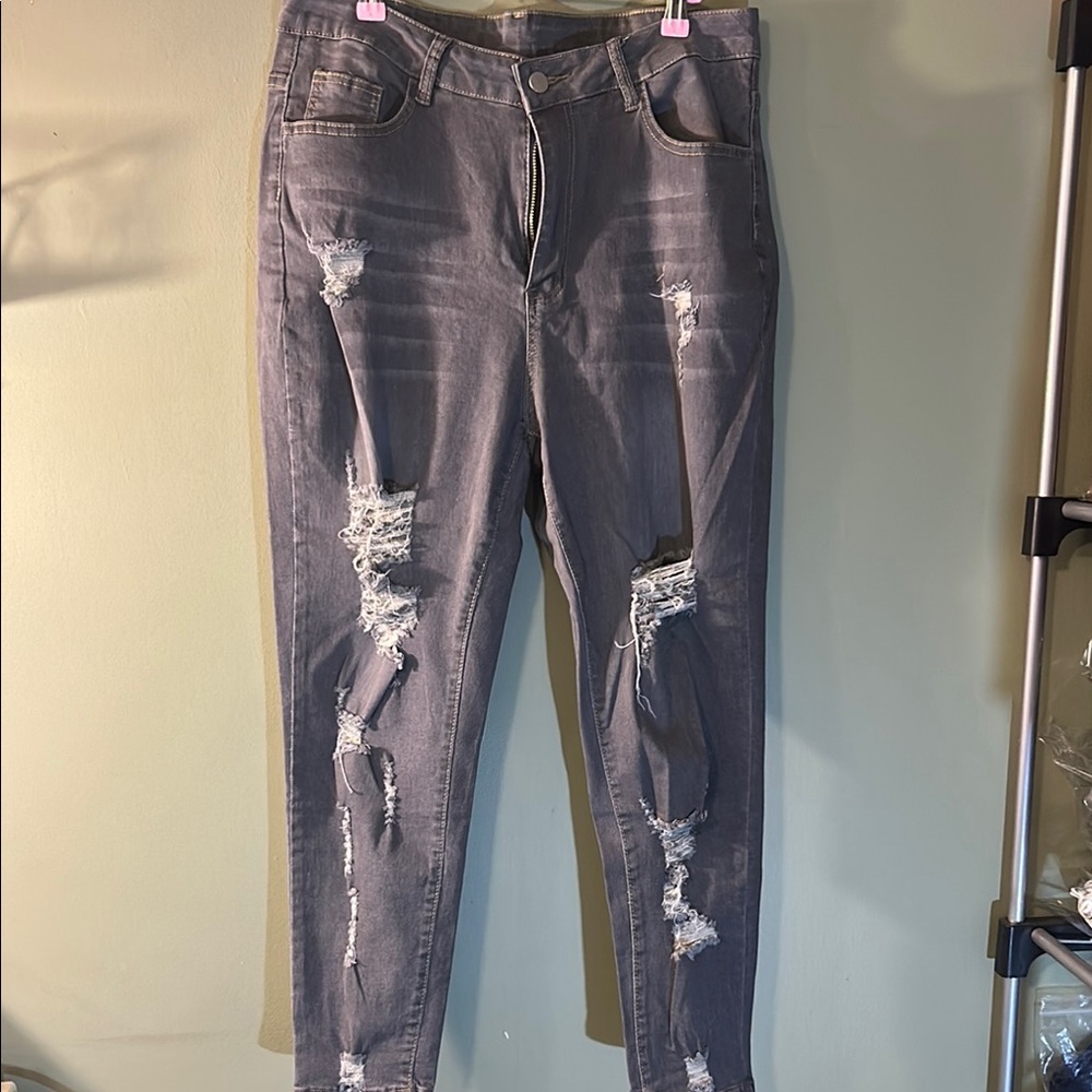 Distressed Gray Women's Jeans